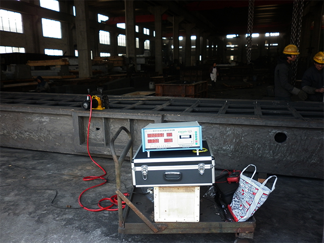 振動時效消除大型鑄造件應力